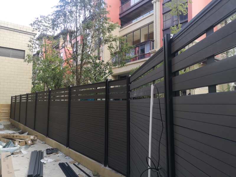 72x72 WPC Fence AM60 + AM98 - Image 6